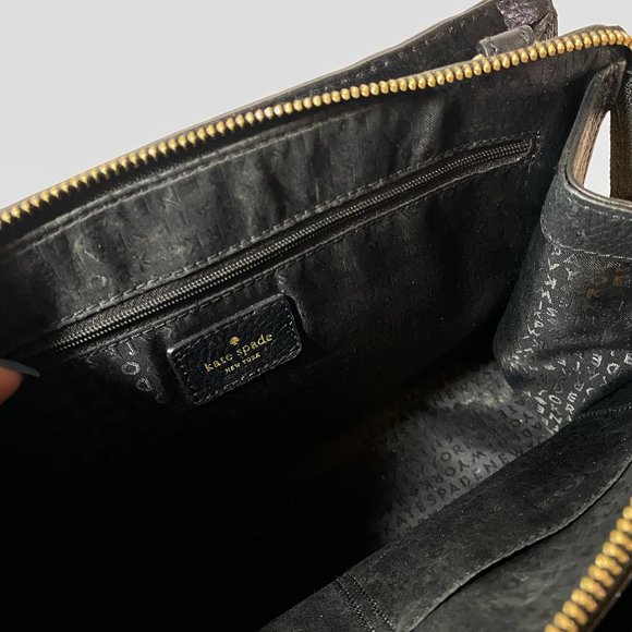 Kate Spade // medium size purse - Picture 7 of 8